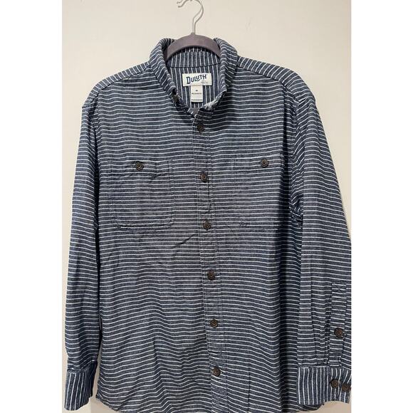 Duluth Denim Button Up Shirt Men’s Medium Blue  Striped Long Sleeve‎ Two Pockets - Picture 2 of 7